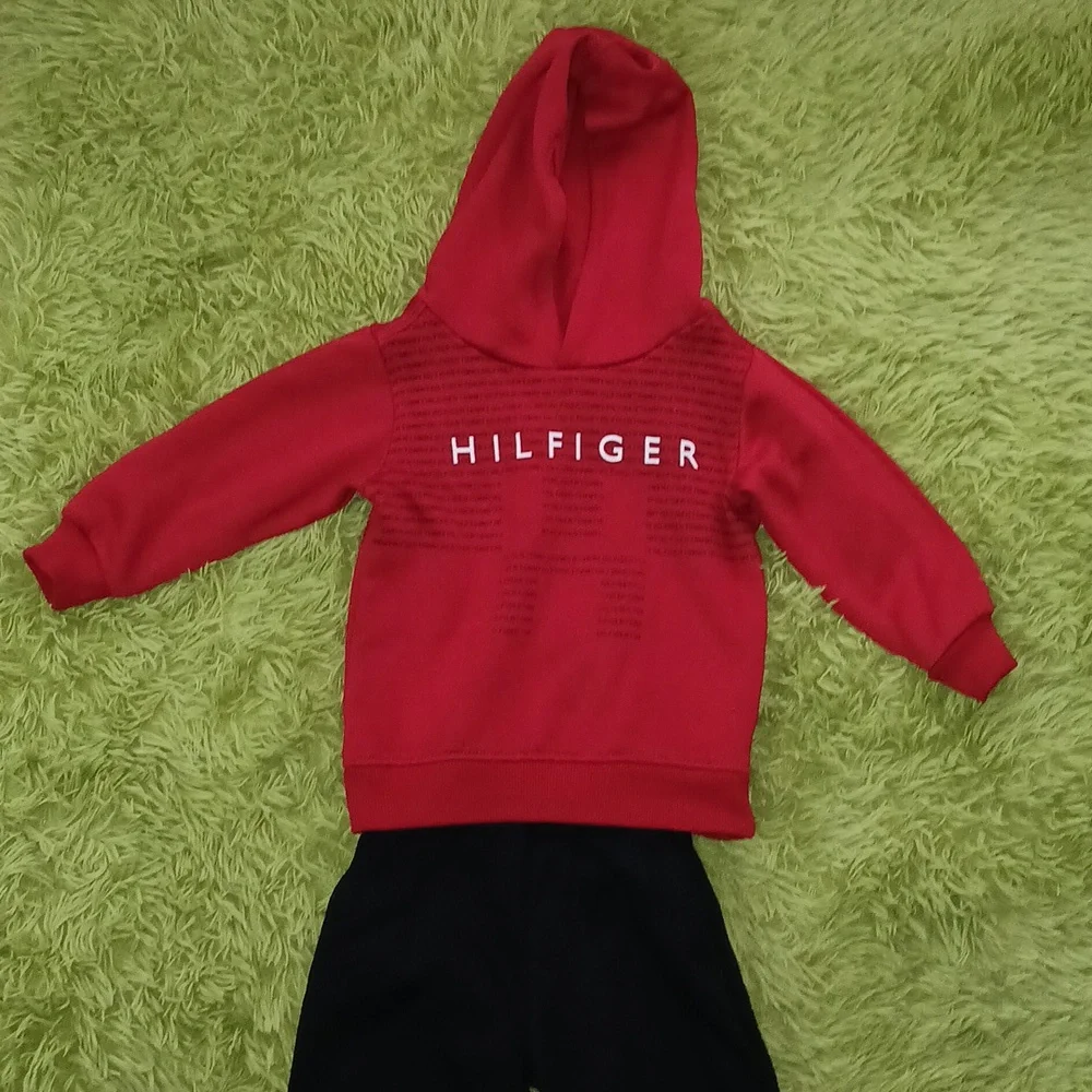 Tommy Hilfiger Toddler Red Hoodie Jacket with black joggers Size 2T PREOWNED‎